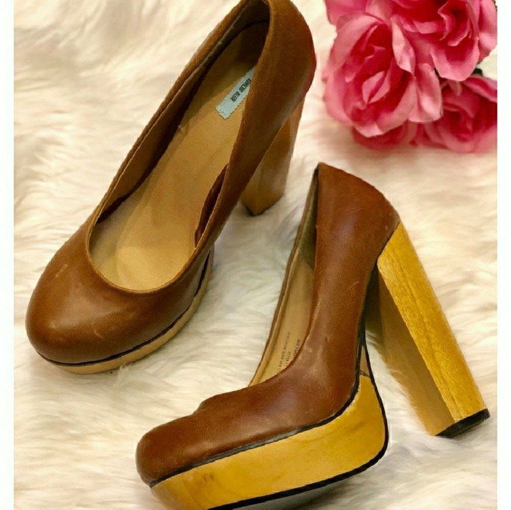 Urban Outfitters * Kimchi Blue * Pumps ♡♡